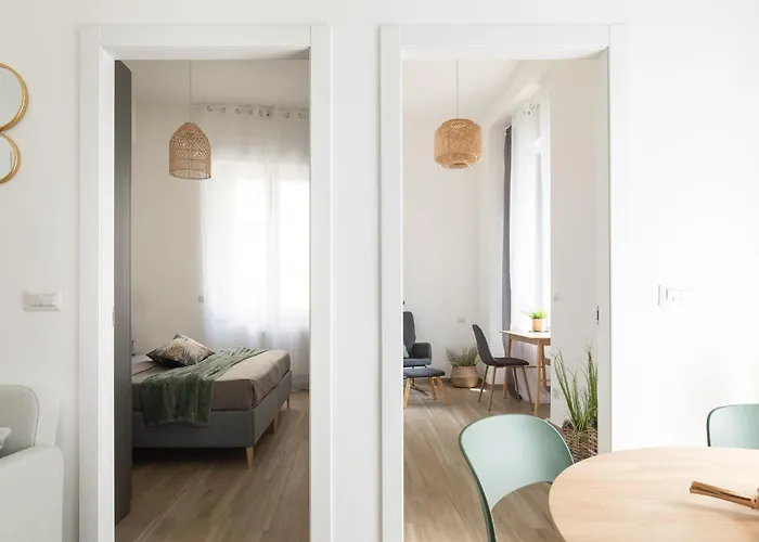 Apartment Luni 4 - Design Trilo -m3- 8 Min Dal Duomo *